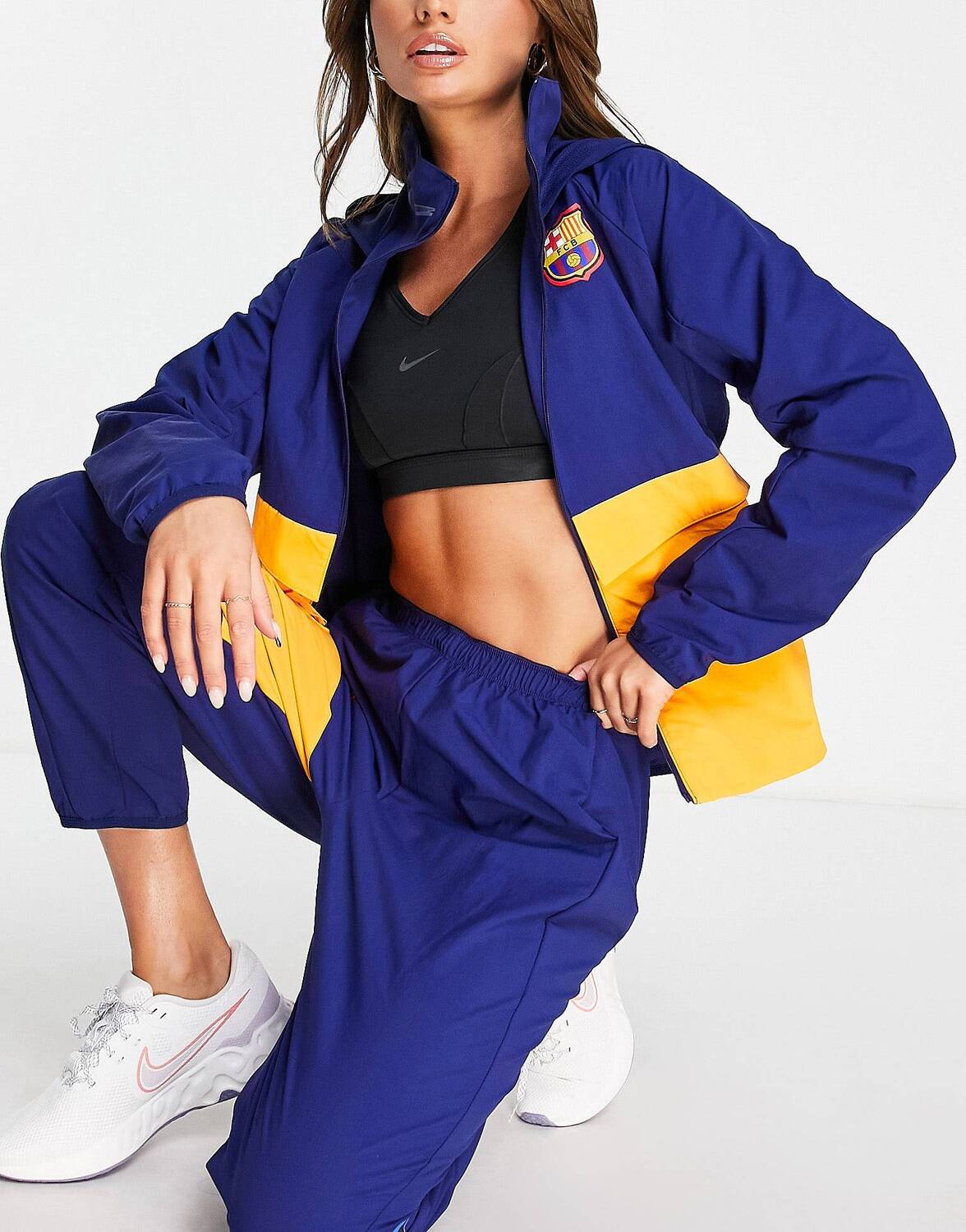 

Темно-синяя куртка Nike Football FC Barcelona Dri-FIT, Синий