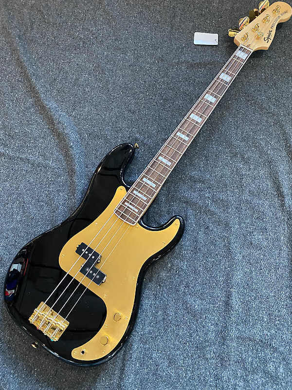 

Squier 40th Anniversary Precision Bass Gold Edition Black #ISSK21003061 (8 фунтов, 10,9 унции)