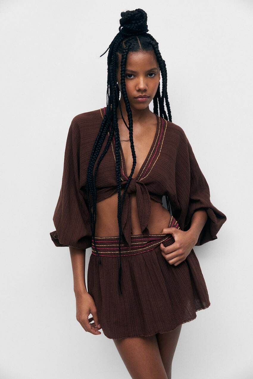 

Блуза в деревенском стиле с галстуком Pull&Bear, коричневый