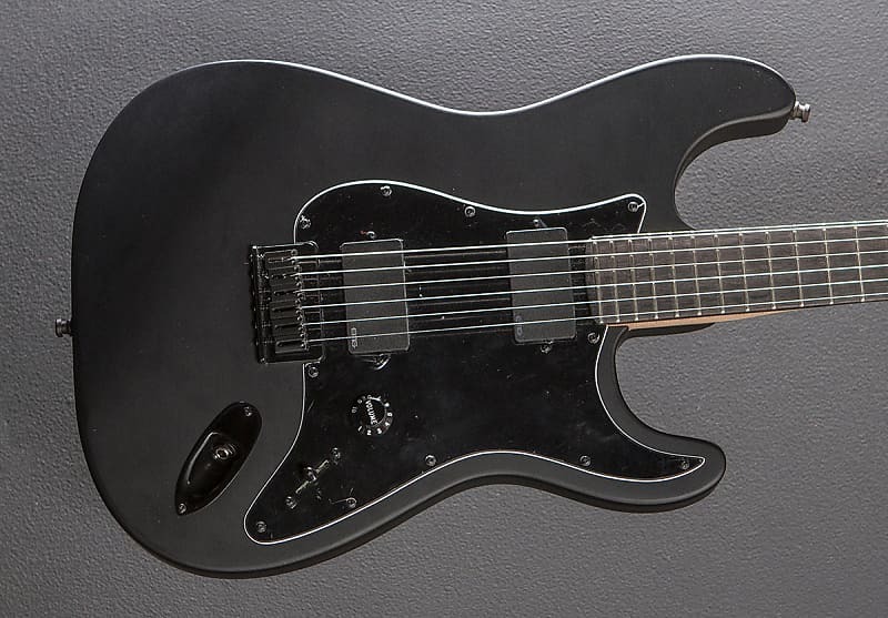

Джим Рут Stratocaster - Flat Black Fender Jim Root Stratocaster -