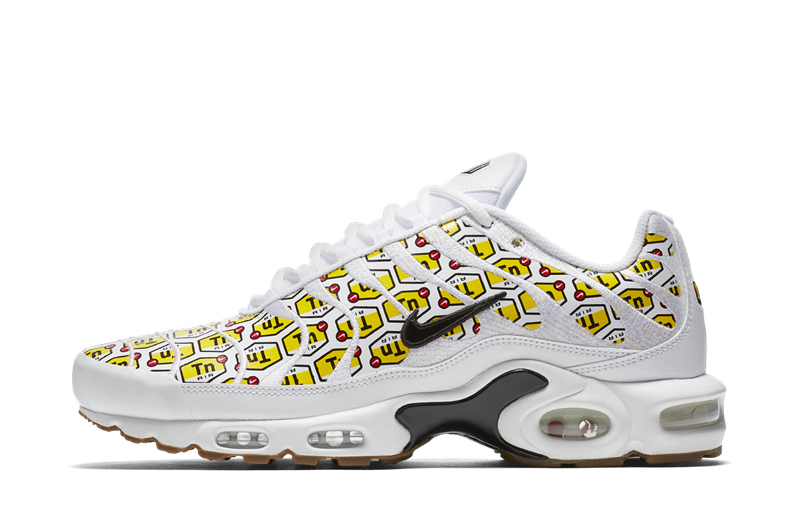 

Принт Nike Air Max Plus по всей поверхности