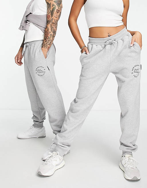 

Серые джоггеры для бега унисекс New Balance — эксклюзивно на ASOS