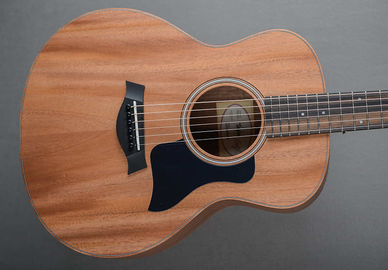 

GS Мини красное дерево Taylor GS Mini
