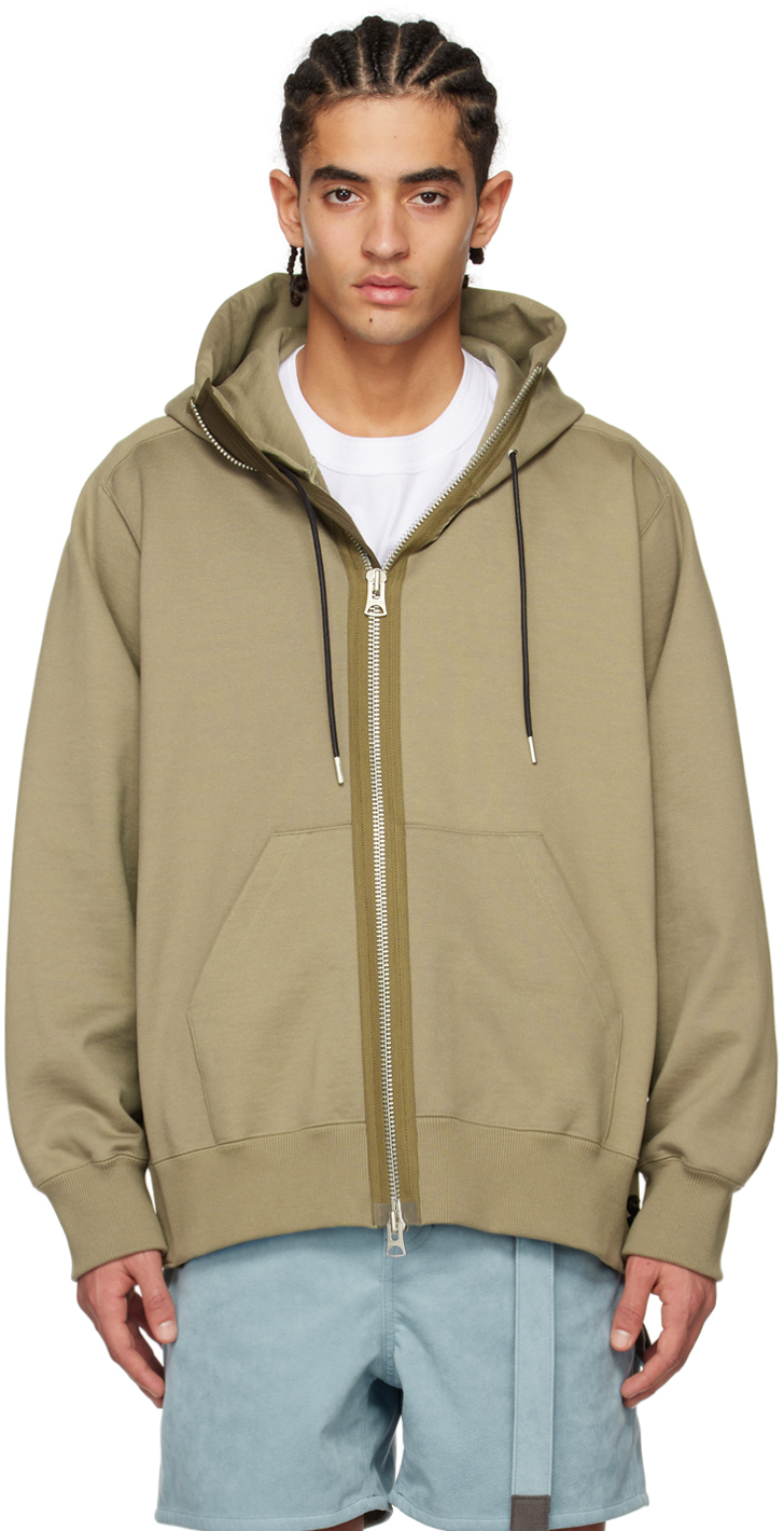 

Толстовка цвета хаки sacai