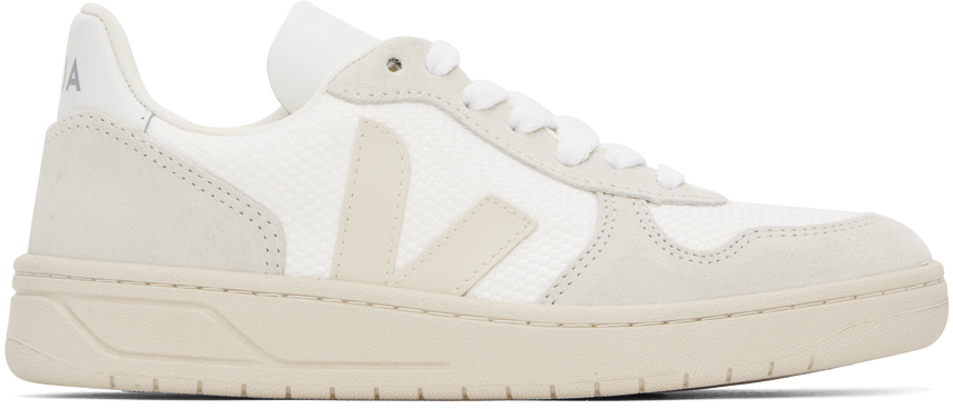

Кроссовки Off-White V-10 VEJA