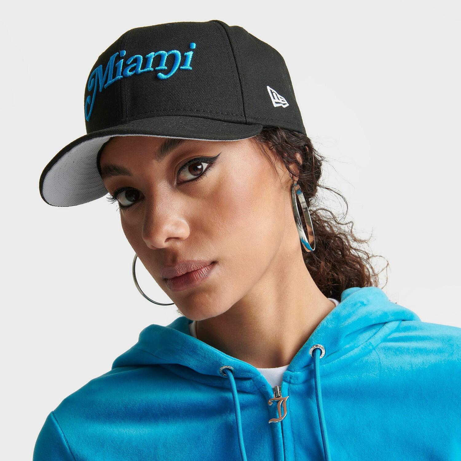 

Бейсболка New Era Miami Script Icon 9FIFTY Snapback, черный