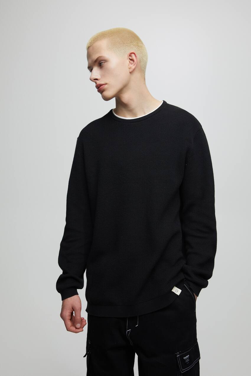 

Свитер с круглым вырезом и жилетом Pull&Bear, черный