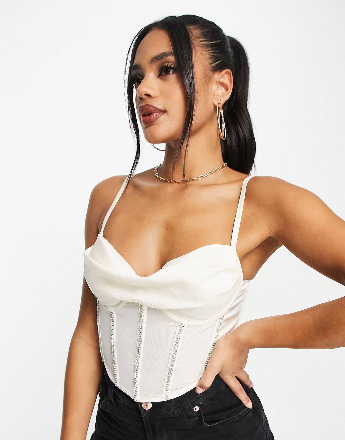 

Корсет из эластичного атласа цвета слоновой кости со стразами ASOS DESIGN