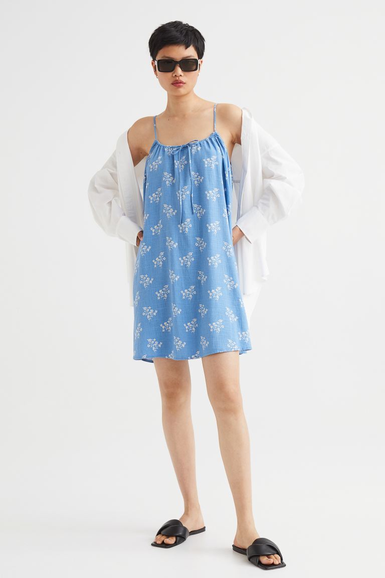 

Короткое хлопковое платье H&M, синий/цветы
