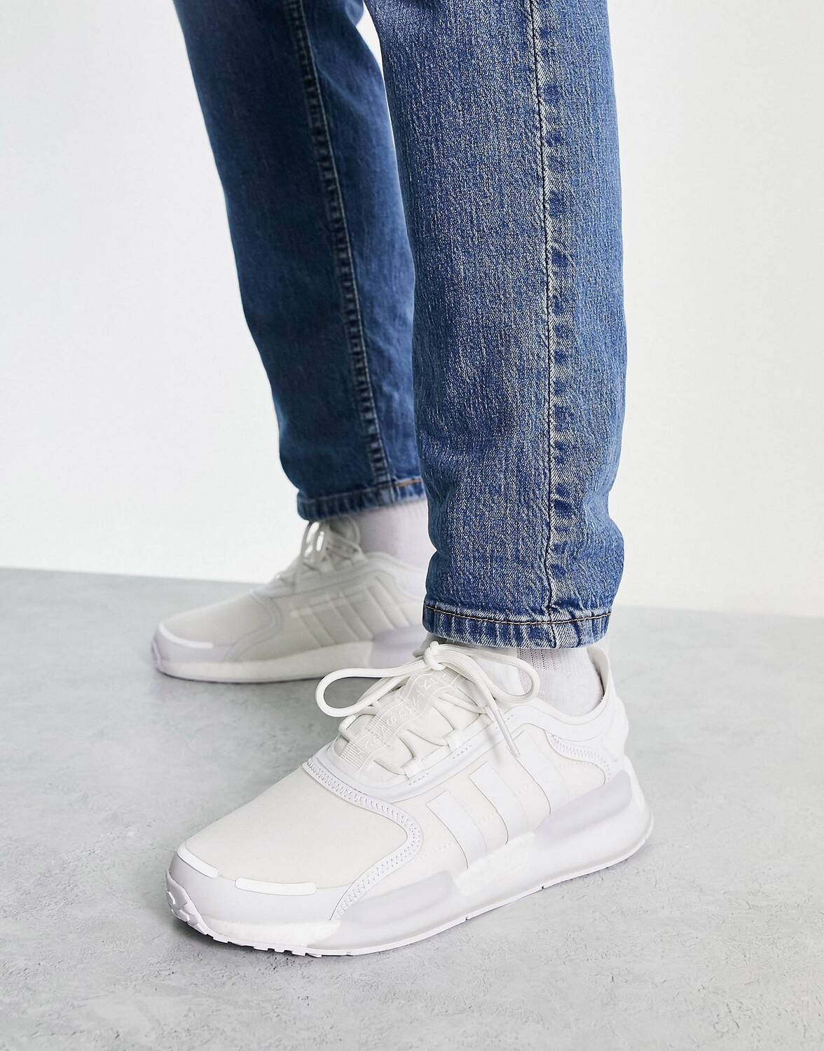 

Белые кроссовки adidas Originals NMD V3