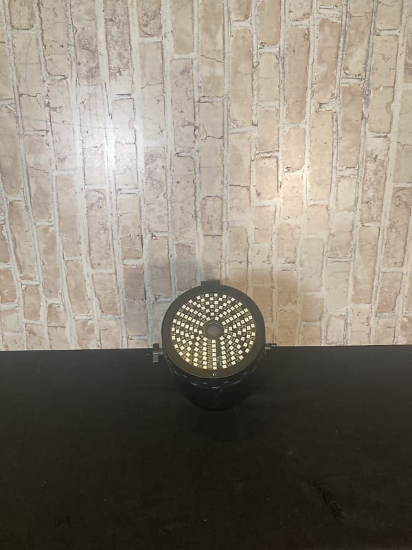 

American DJ RAYZER STARTEC LED LIGHT 2010s Black (Queens,NY)