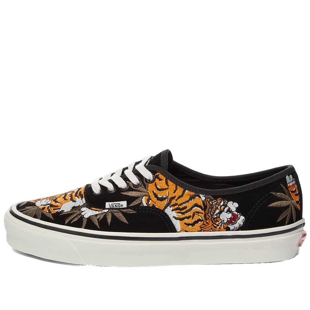 

Кроссовки Vans UA Authentic 44 DX