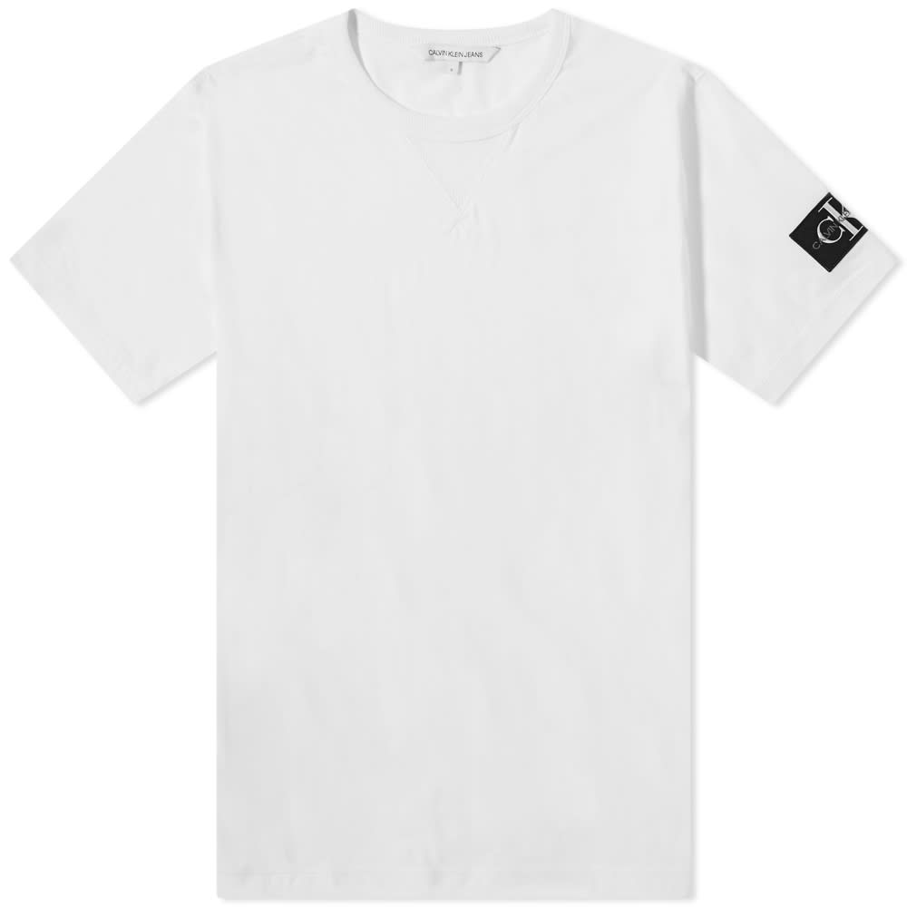 

Футболка Calvin Klein Monogram Sleeve Badge Tee, Белый