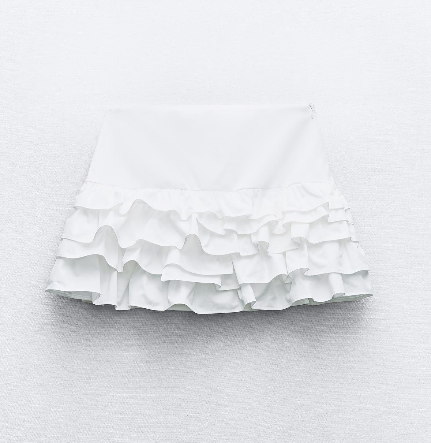 цена Юбка-шорты Zara Ruffled, белый