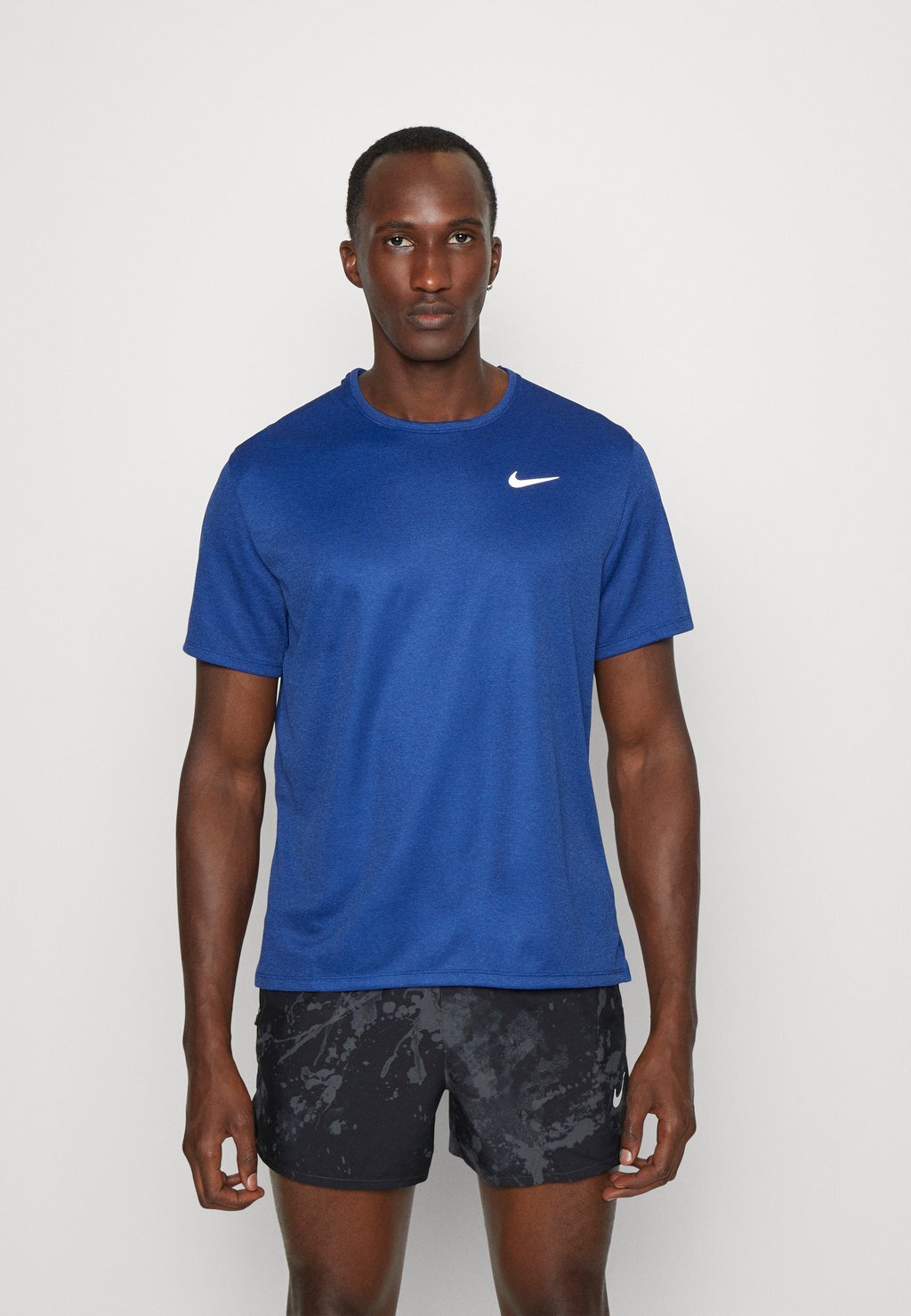 

Футболка Nike