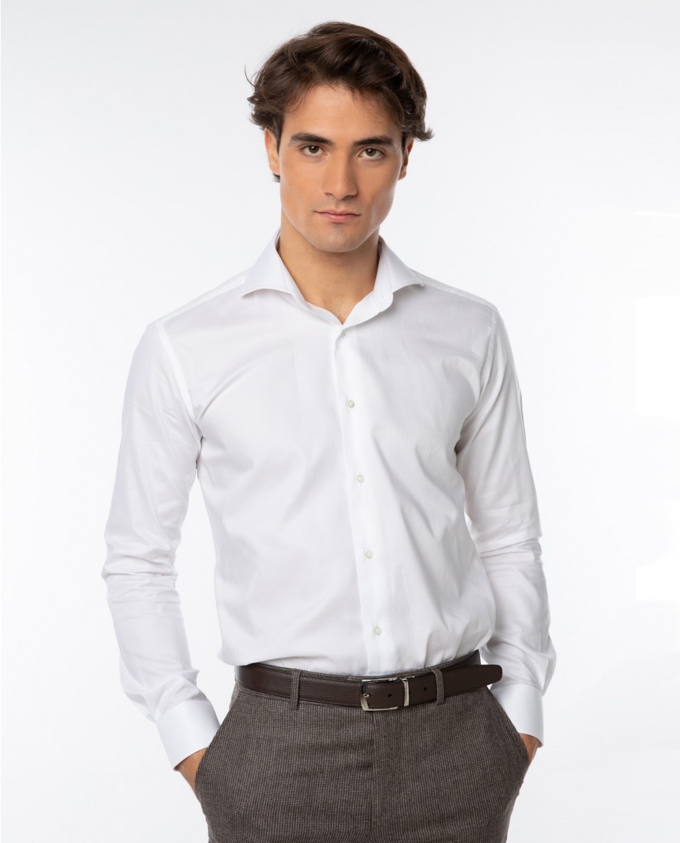 цена Однотонная тонкая мужская рубашка из хлопка белого цвета Wickett Jones, белый
