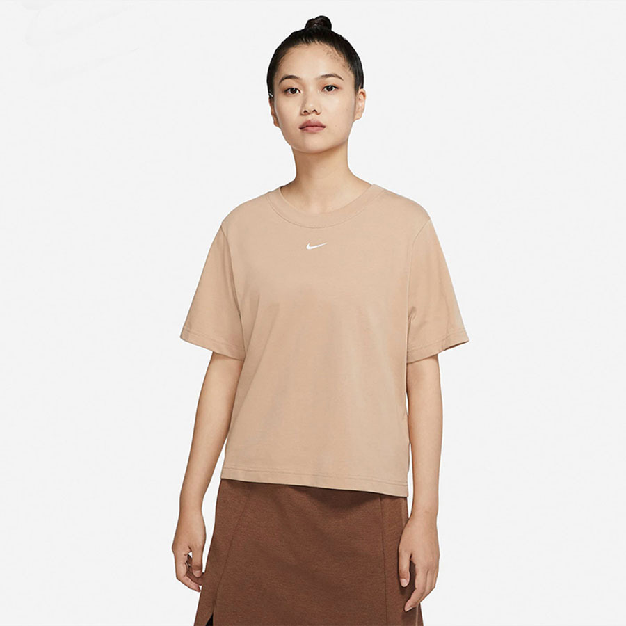 

Футболка Nike Essential, бежевый/белый
