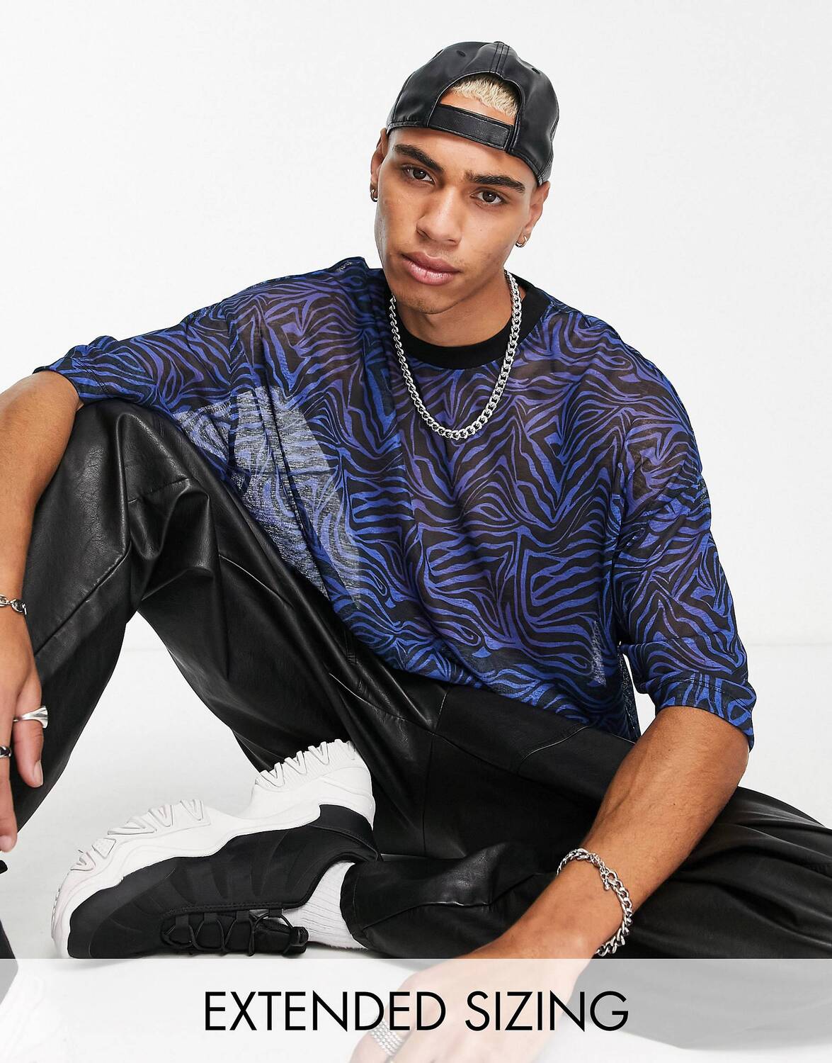 

Футболка оверсайз из прозрачной сине-черной ткани ASOS DESIGN, Черный