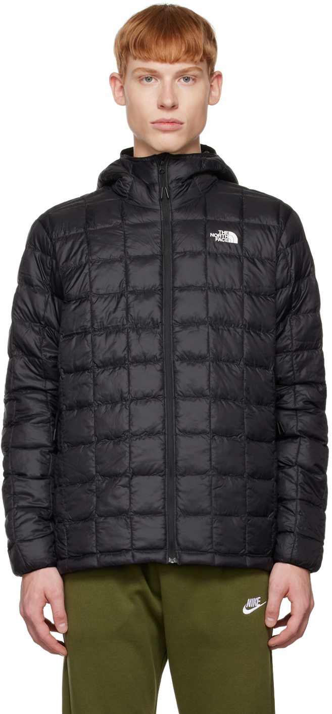 

Черная куртка ThermoBall The North Face