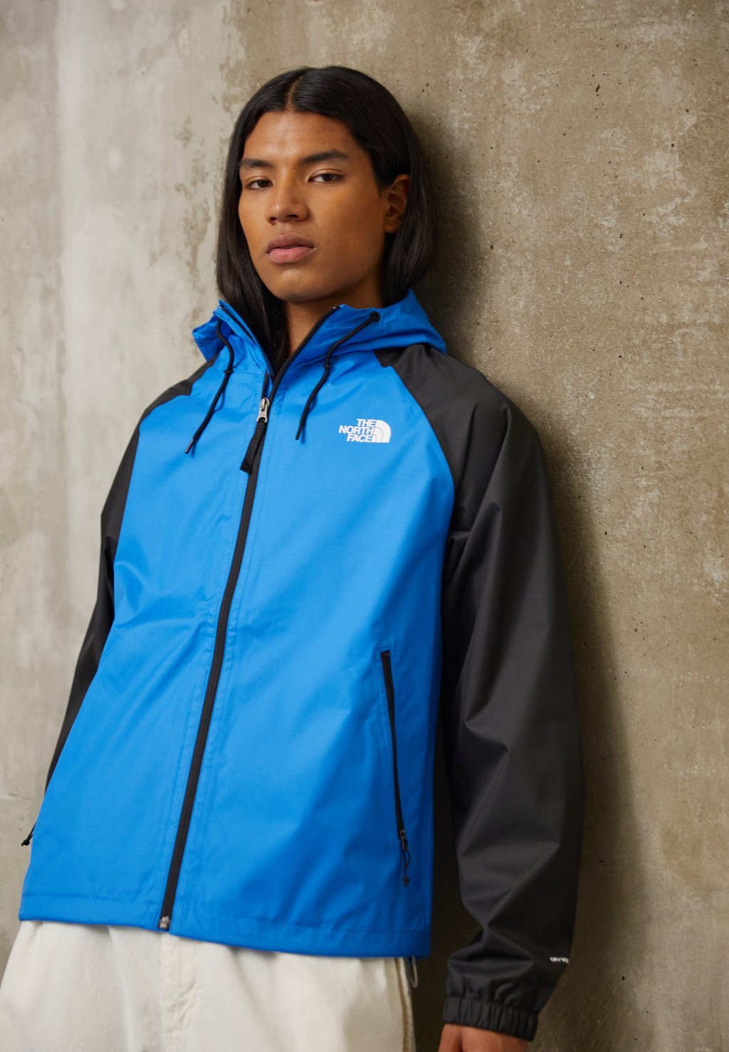

Дождевик The North Face