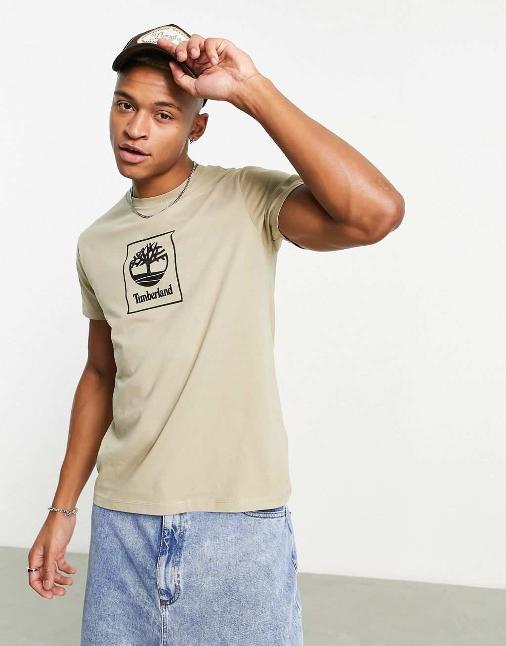 

Зеленая футболка с центральным логотипом Timberland Stack