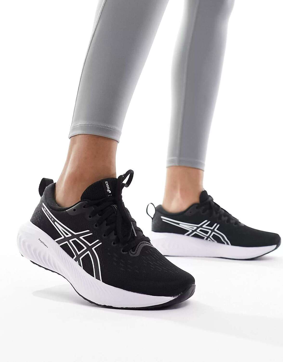 

Черные кроссовки для бега с нейтральной ориентацией Asics Gel-Excite 10