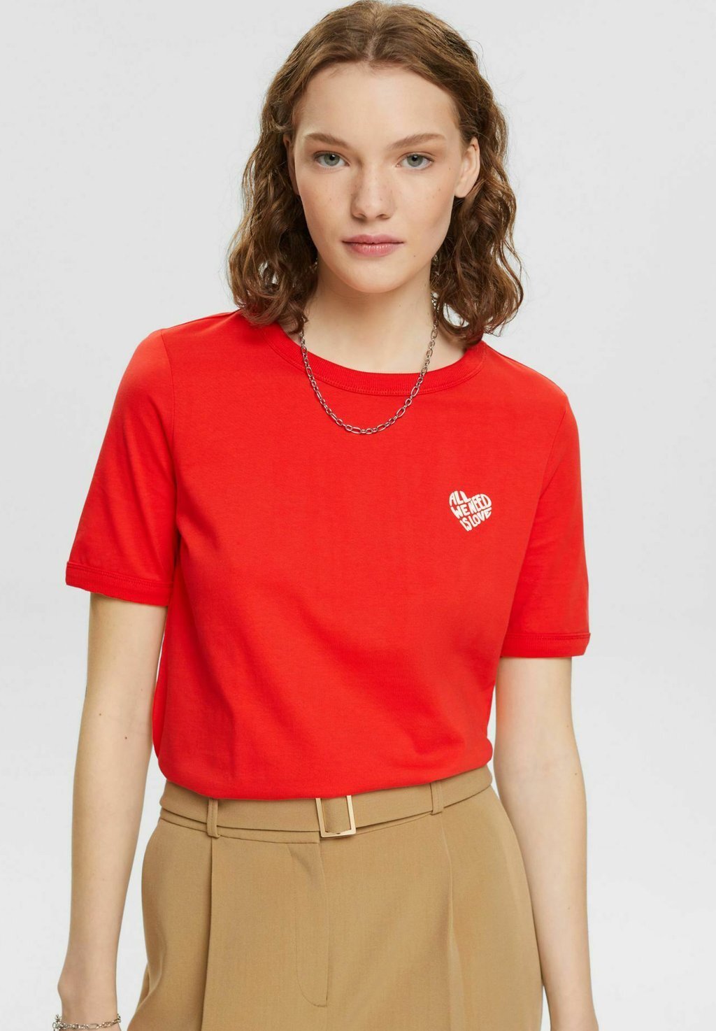 

Футболка базовая Esprit, цвет red
