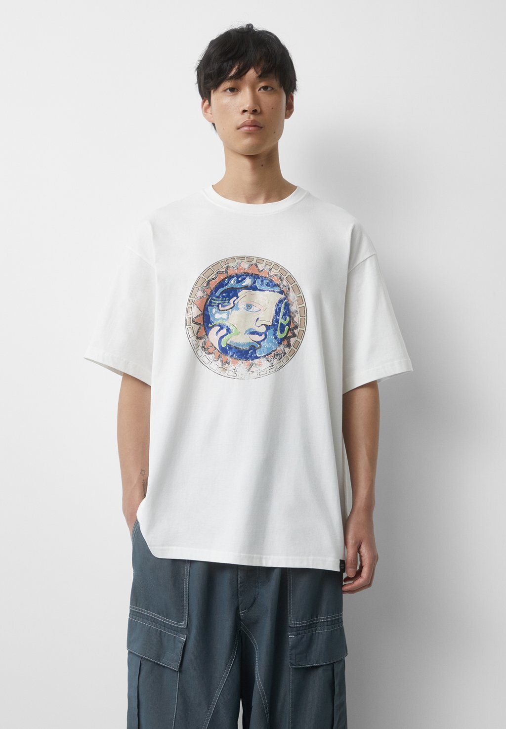 

Футболка с принтом PULL&BEAR, белый