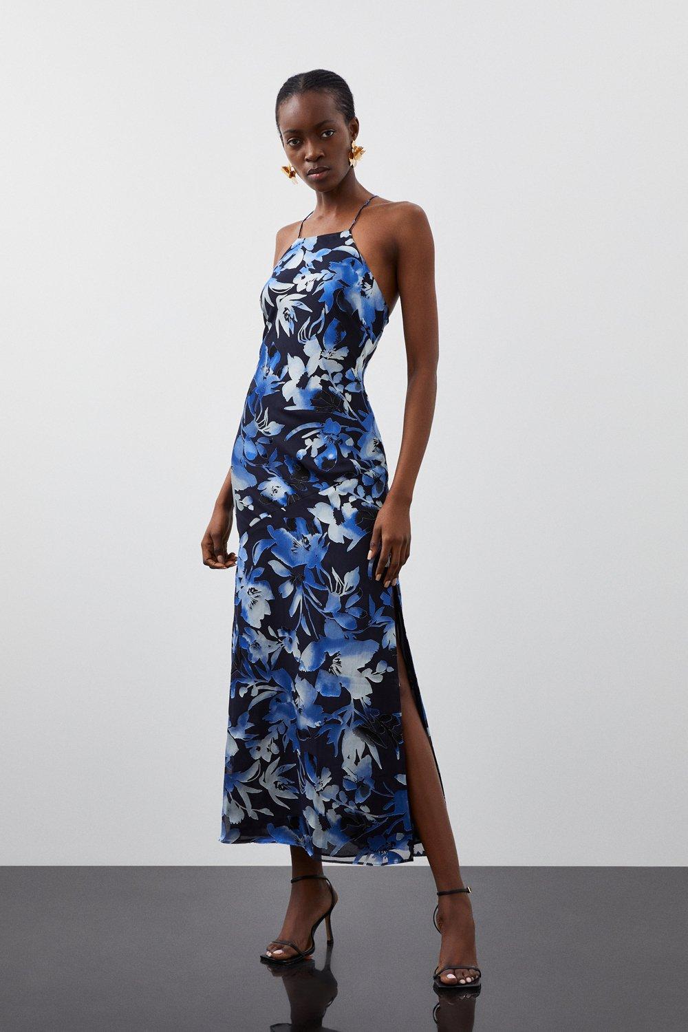 Атласное платье макси Devore с цветочным принтом и бретелями Karen Millen, темно-синий