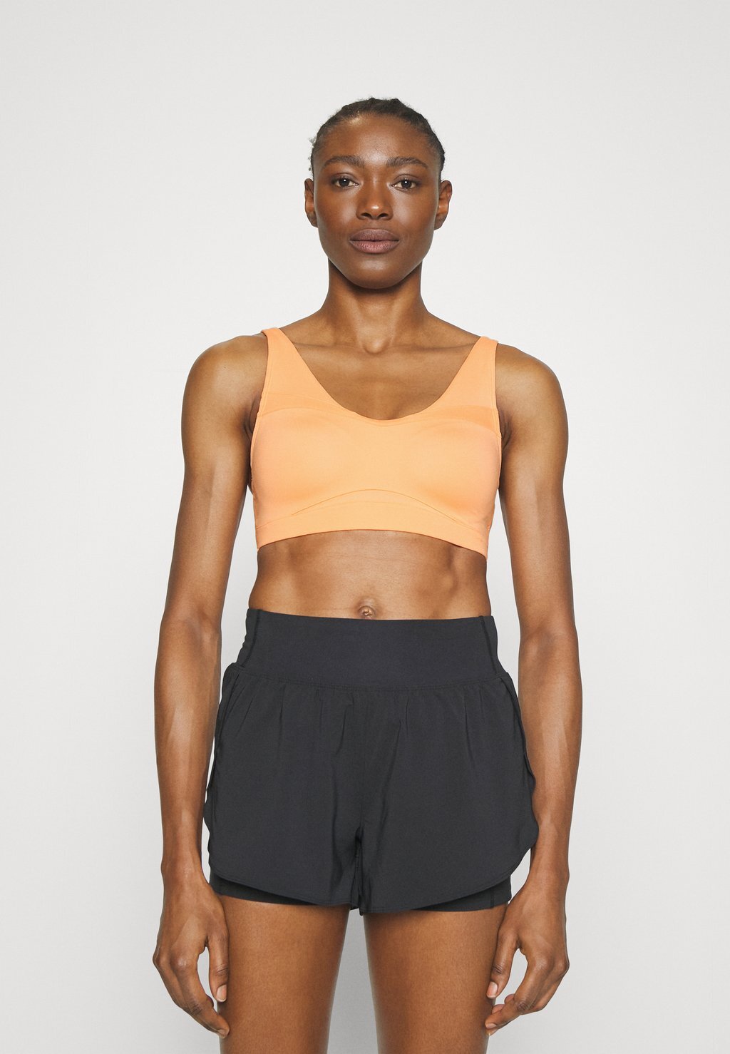 

Спортивный бюстгальтер со средней поддержкой Under Armour