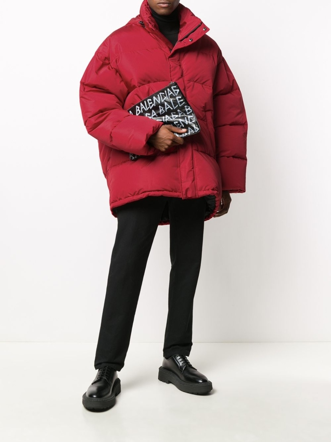 

Balenciaga пуховик оверсайз, красный