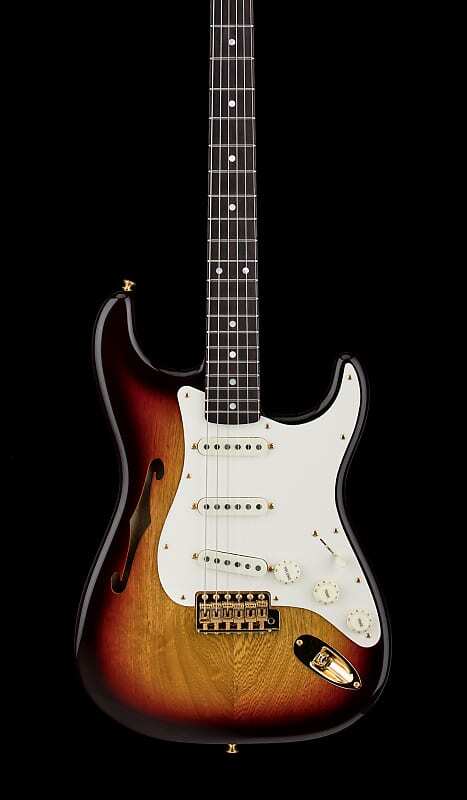 

Электрогитара Fender Custom Shop Artisan Korina Stratocaster - Chocolate 3-Color Sunburst #72460