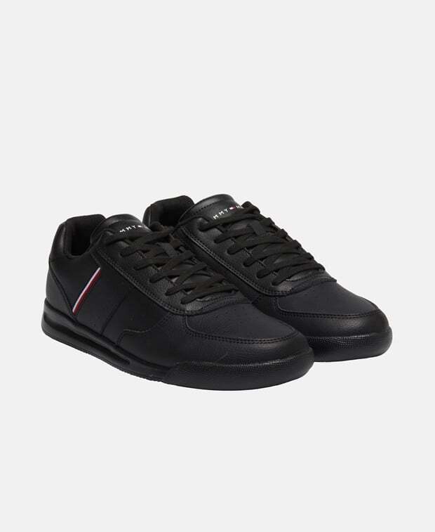 

Кроссовки Tommy Hilfiger, черный