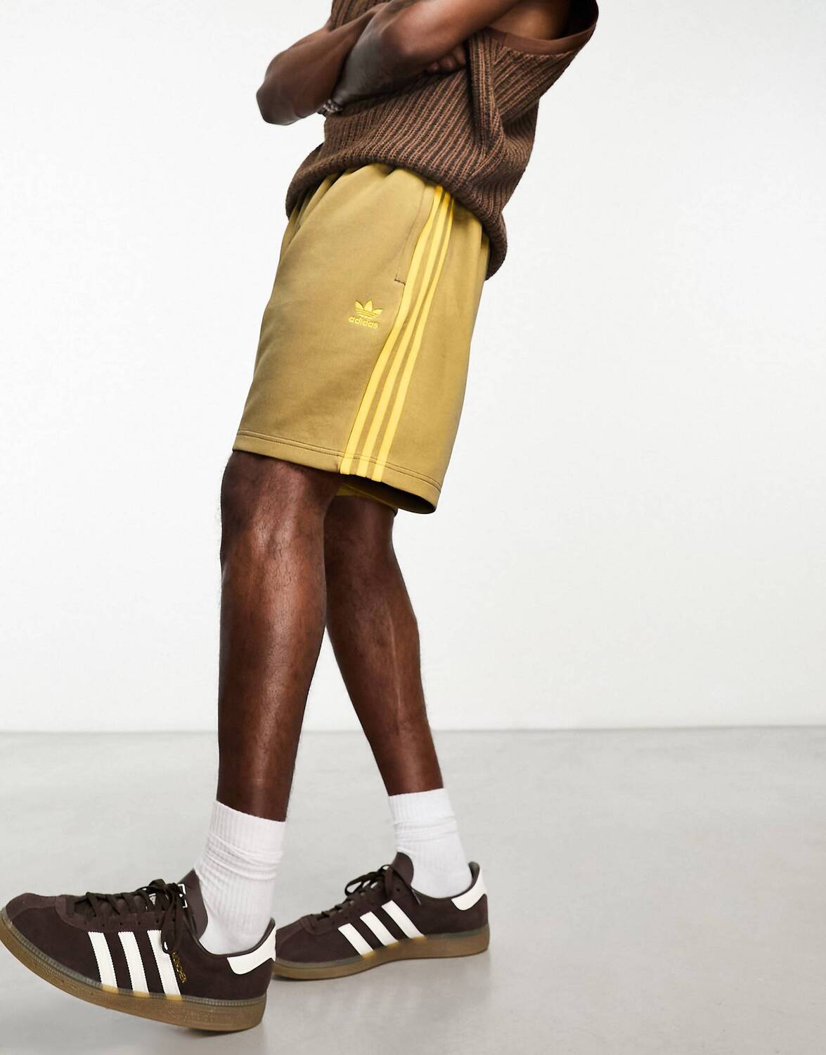 

Темно-синие шорты adidas Originals adicolor