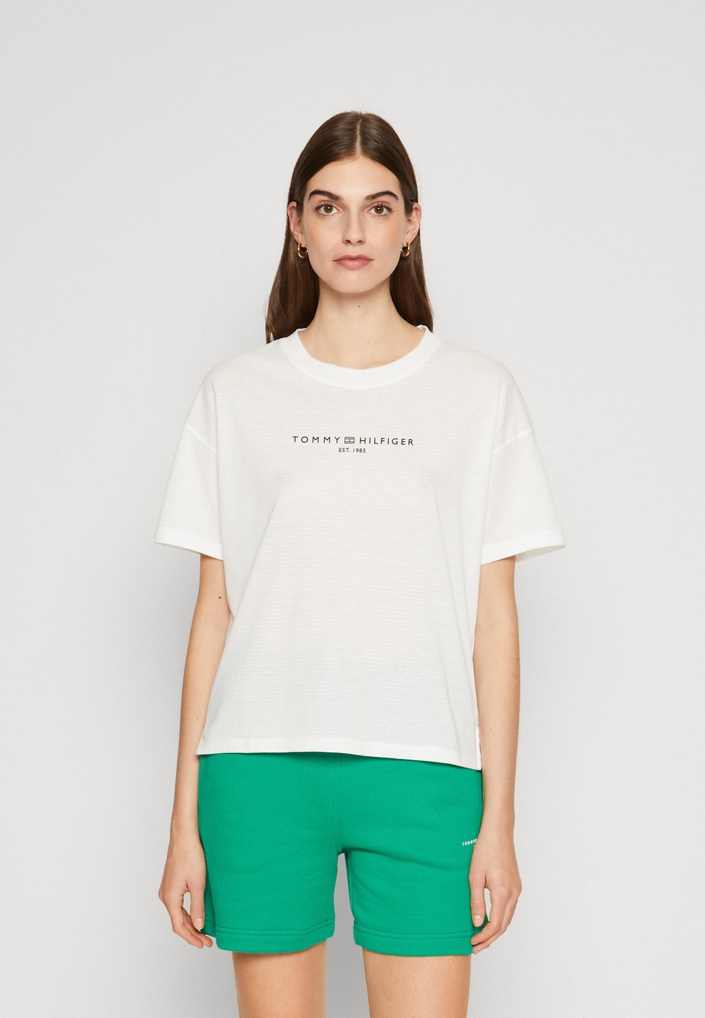 

Футболка с принтом RELAXED Tommy Hilfiger, белый