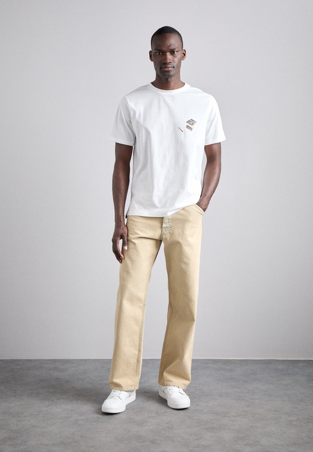 

Принт на футболке MATCH BOX Paul Smith, белый