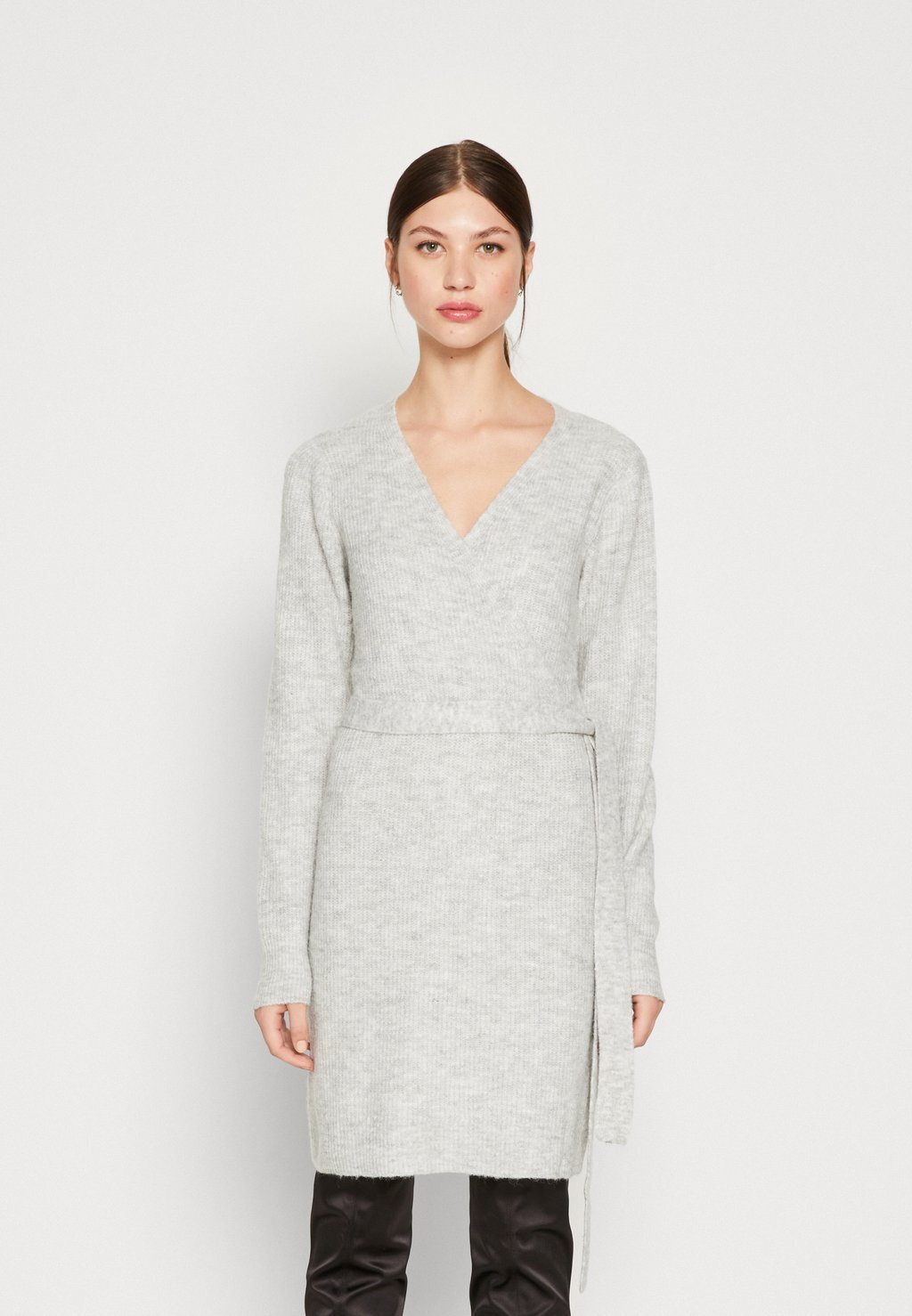 

Платье Punto Pieces ELLEN WRAP NOOS BC, цвет light grey melange
