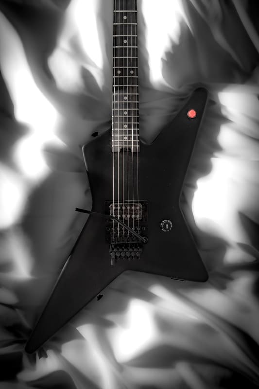 

Электрогитара EVH Star Limited/Stealth Black/In Stock