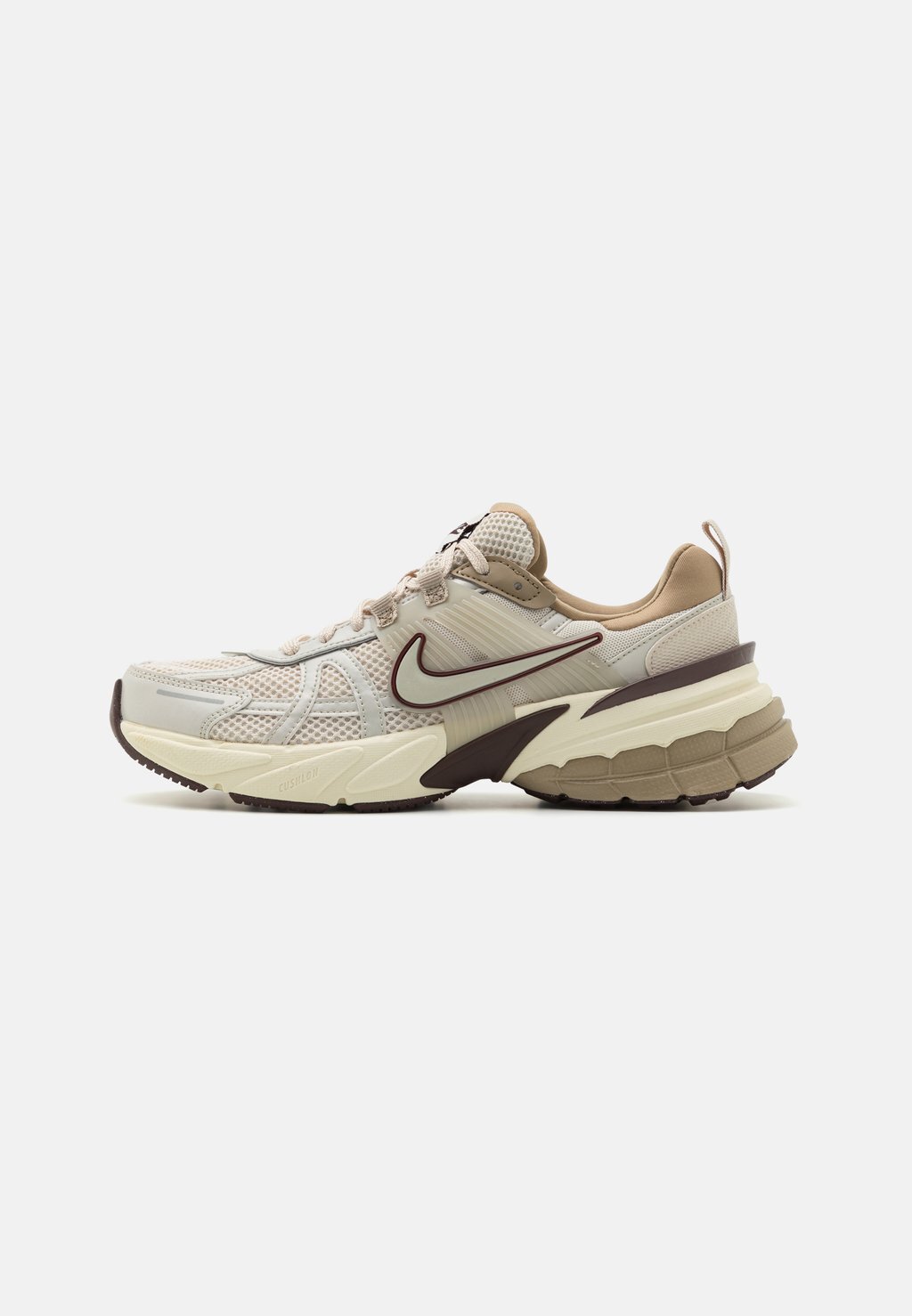 

Кроссовки низкие V2K RUN Nike Sportswear, цвет light orewood brown/light bone/khaki/earth/coconut milk