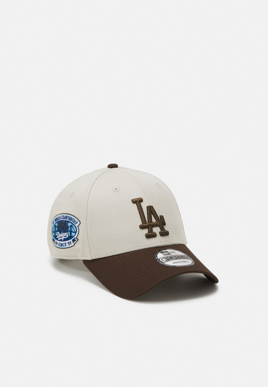 

Бейсболка New Era