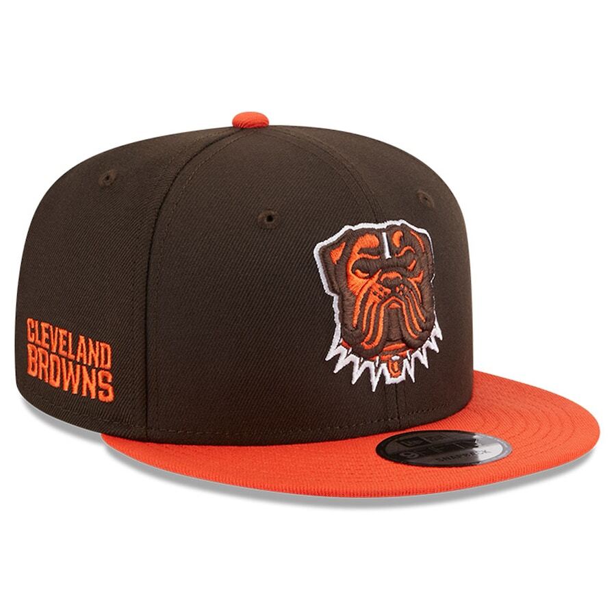 

Бейсболка New Era Cleveland Browns, коричневый