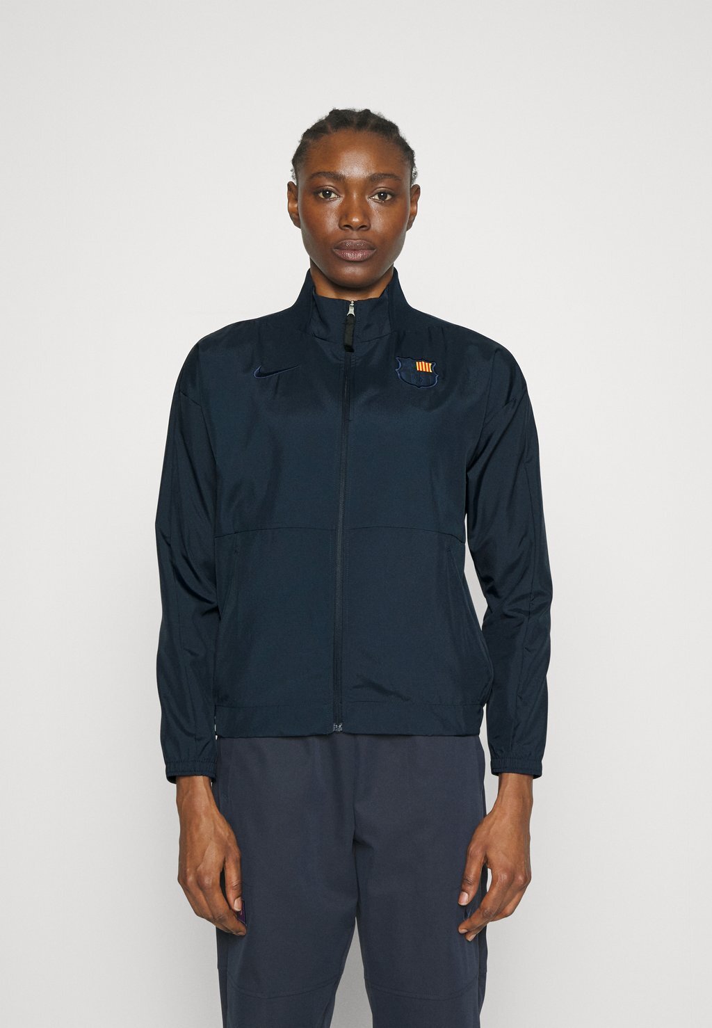 

Спортивная куртка Nike