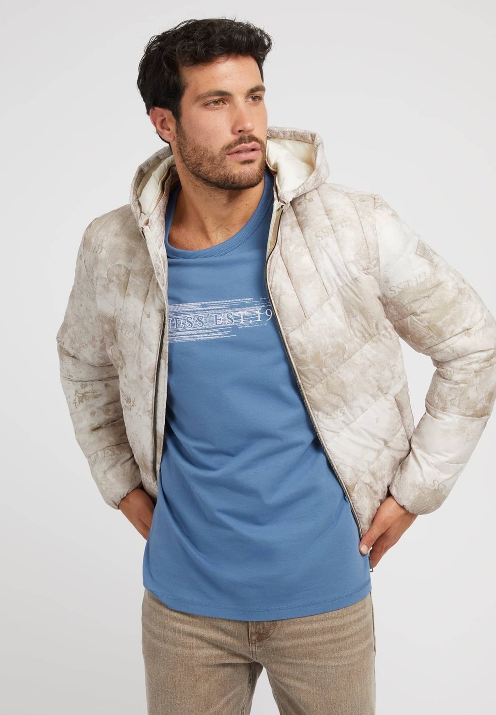 

Куртка зимняя Guess