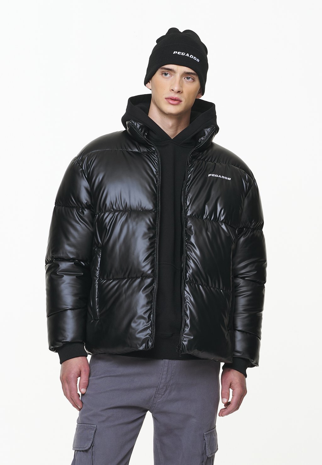 

Зимняя куртка Pegador SOLIN GLOSSY PUFFER JACKET, черный