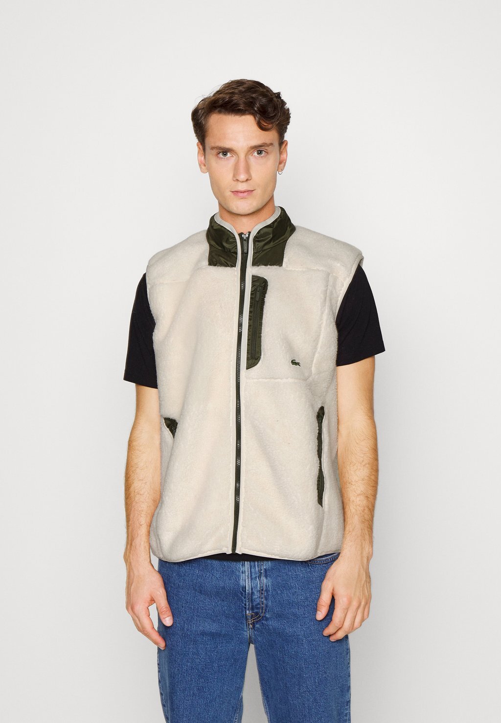 

Жилет Lacoste