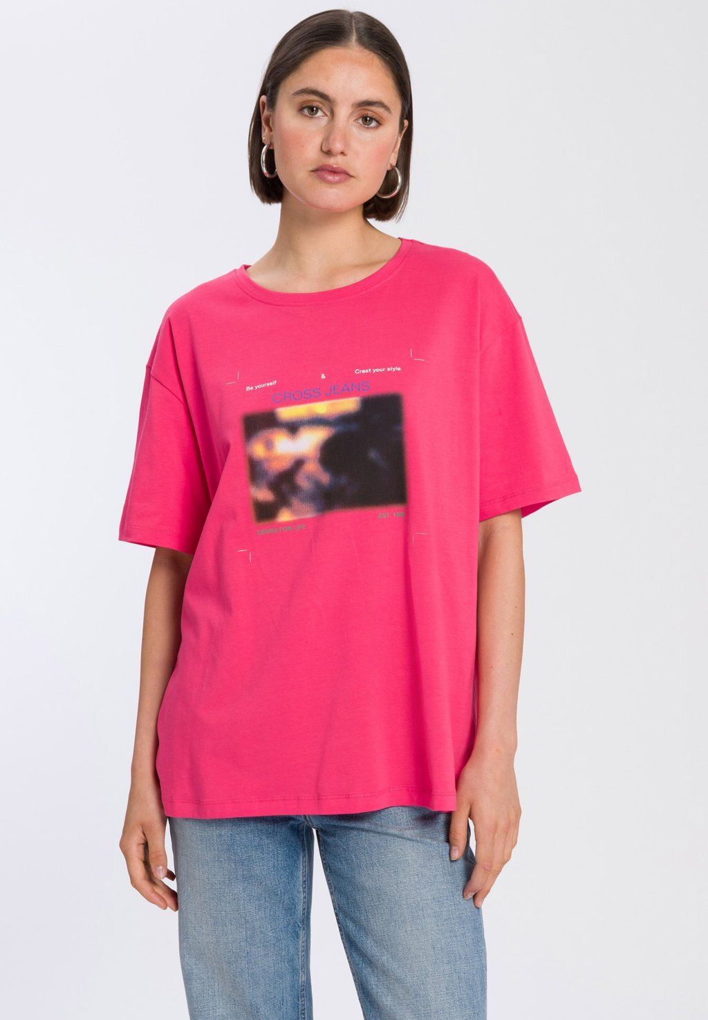 

Футболка с принтом CROSS Cross Jeans, цвет pink-glo