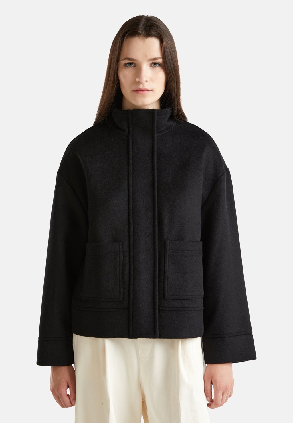 

Легкая куртка FRONT ZIP United Colors of Benetton, черный