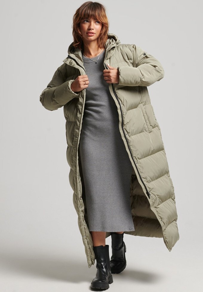 

Зимнее пальто Superdry, Серый