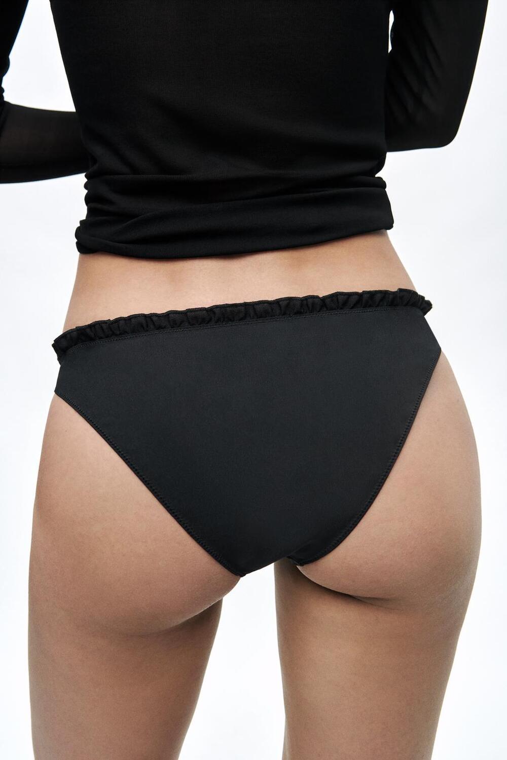 

Плавки бикини с орбками ZARA, черный