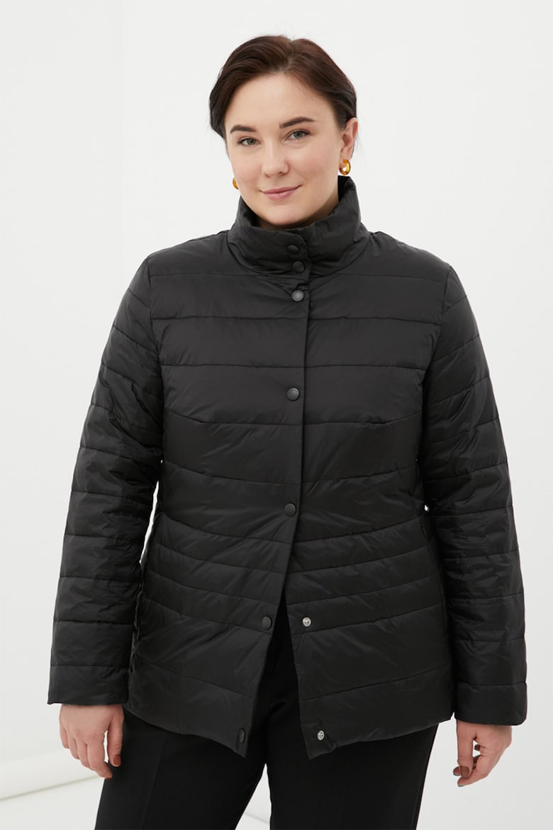 цена Зимняя стеганая куртка с карманами Finn Flare, черный